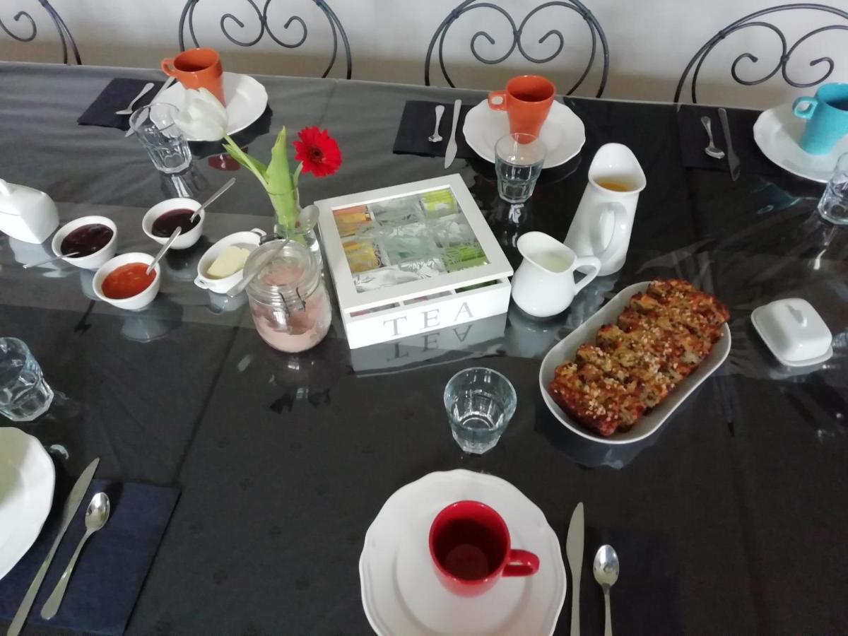Chambres Et Table L' Echappee Bouvesse-Quirieu Kültér fotó