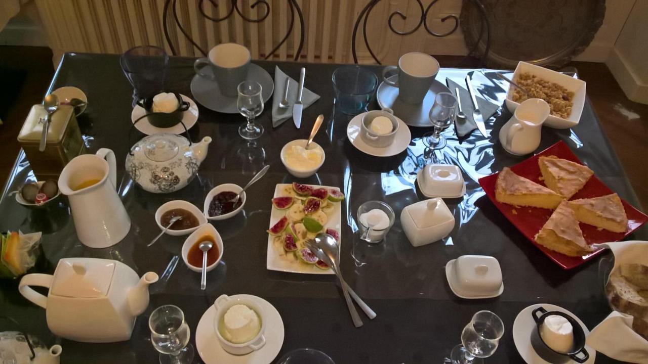 Chambres Et Table L' Echappee Bouvesse-Quirieu Kültér fotó