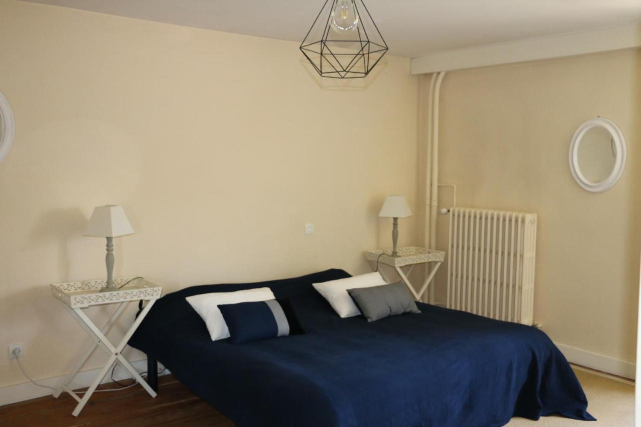 Chambres Et Table L' Echappee Bouvesse-Quirieu Kültér fotó